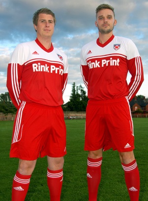 Royce & Jamie showing off the new Gresley home kit